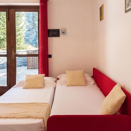 Lanterna Apartments Chiesa in Valmalenco Esterno foto