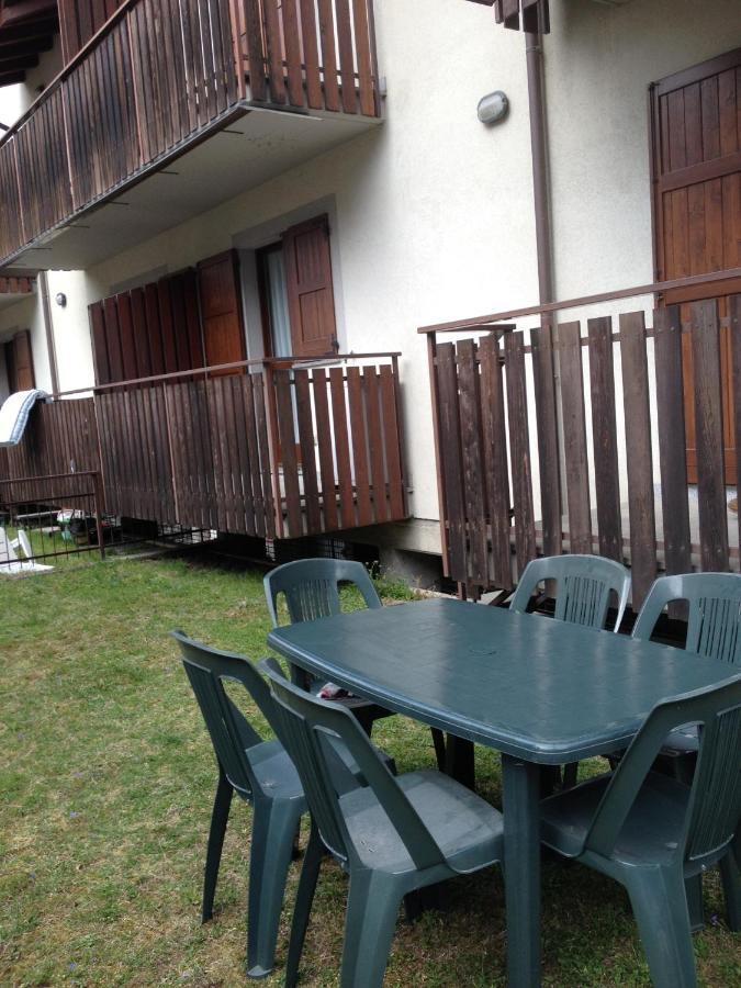 Lanterna Apartments Chiesa in Valmalenco Esterno foto